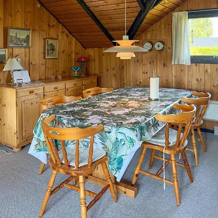 2 Bedroom Pet Friendly In * Bogø By